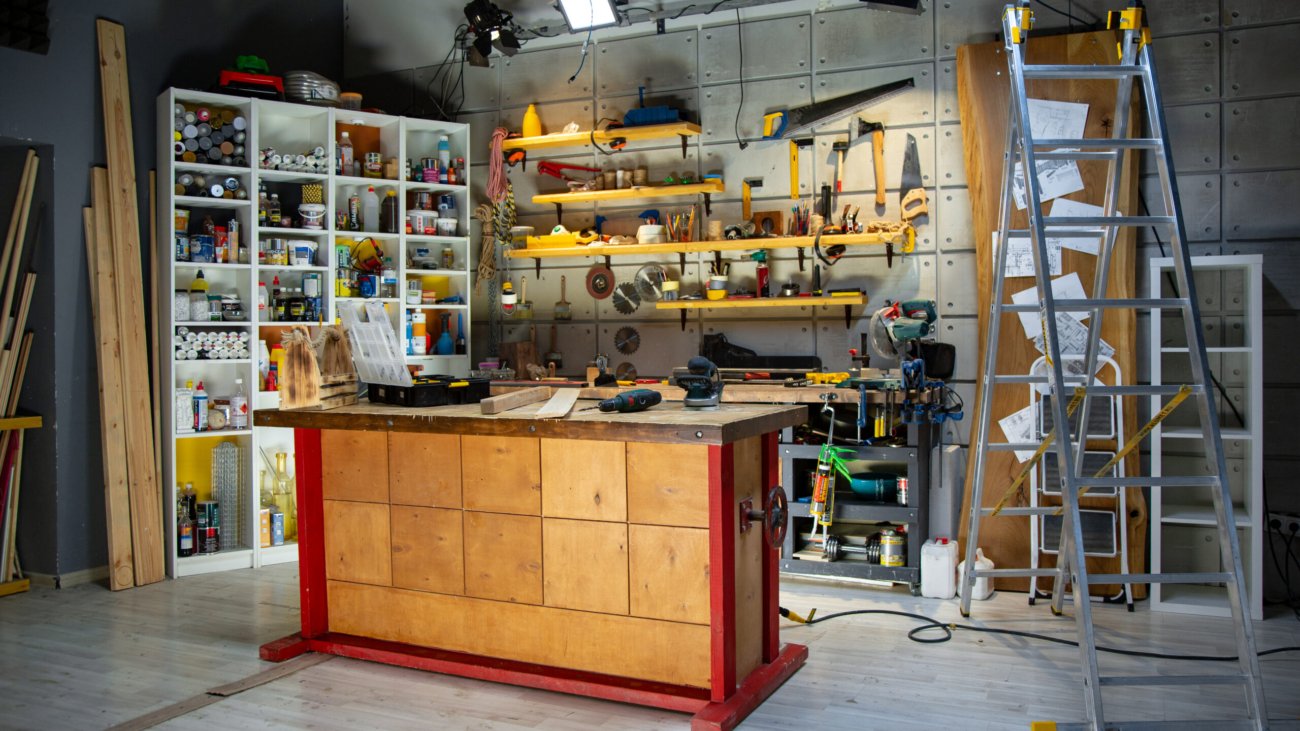 carpentry workshop equipped with the necessary tools.